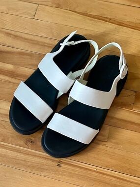 Minimalist sandals in white leather - Camper Size 39